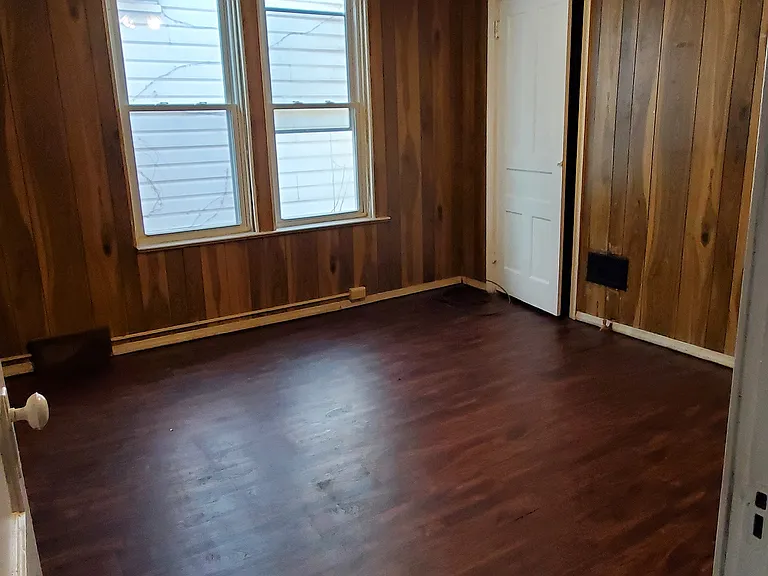 Bedroom-2nd floor