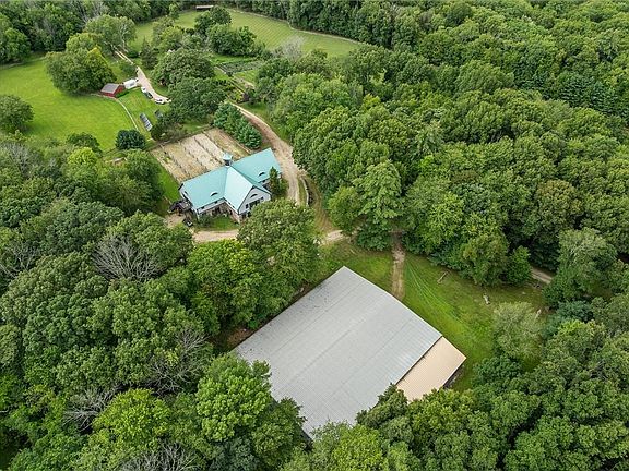 5th image of 150 Trimtown Rd