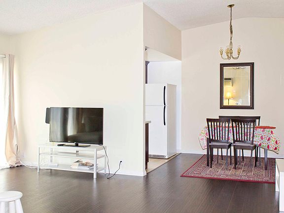 2nd image of 210 S Mentor Ave APT 10