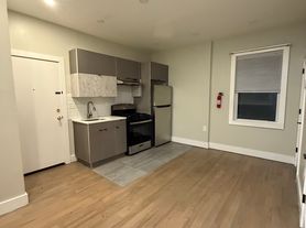 501 Rahway Ave