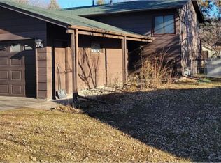 8236 Douglas Cir N #8236, Minneapolis, MN 55443
