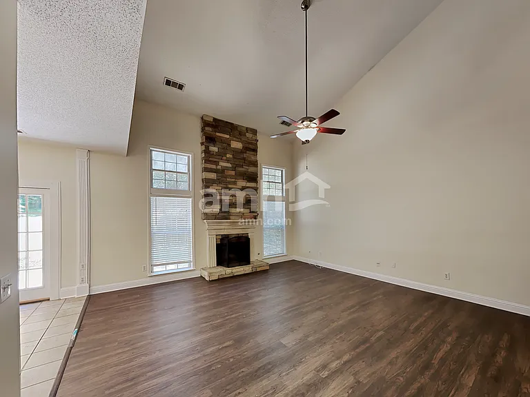 4180 Glenaire Way NW — Photo 7