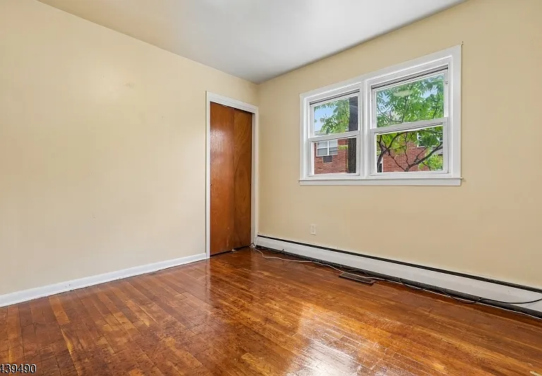 51 Tremont Ter — Photo 22