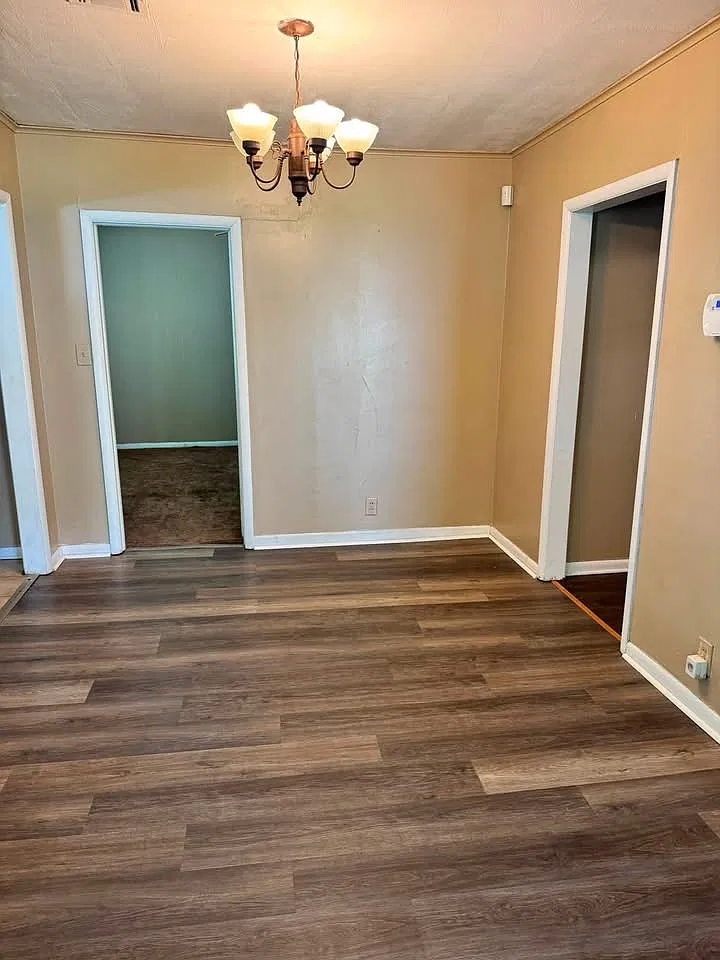 2 bed, 1476 sqft, $900 — Photo 1