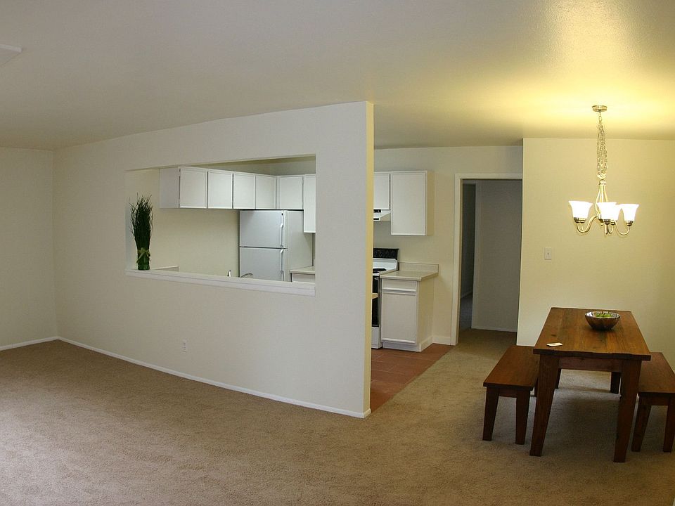 LR, DR, Kitchen