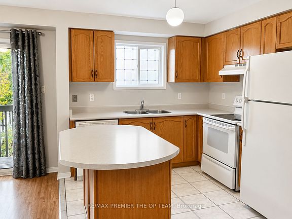 5th image of 94 Kelso Cres
