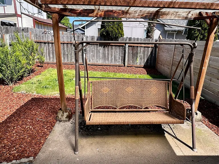 206 Doris Dr — Photo 11