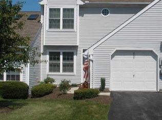 6228 Spring Knoll Dr, Harrisburg, PA 17111