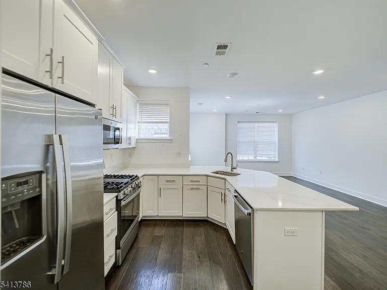 67 Veterans Way — Photo 11