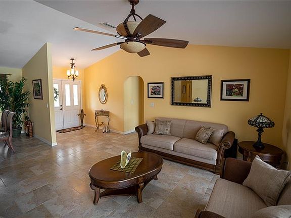 5th image of 147 Francis Dr
