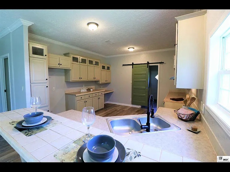 451 Murray Cir #1 — Photo 10