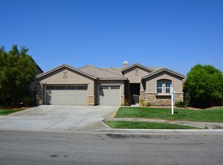 955 Paintbrush Trl, Hemet, CA 92545