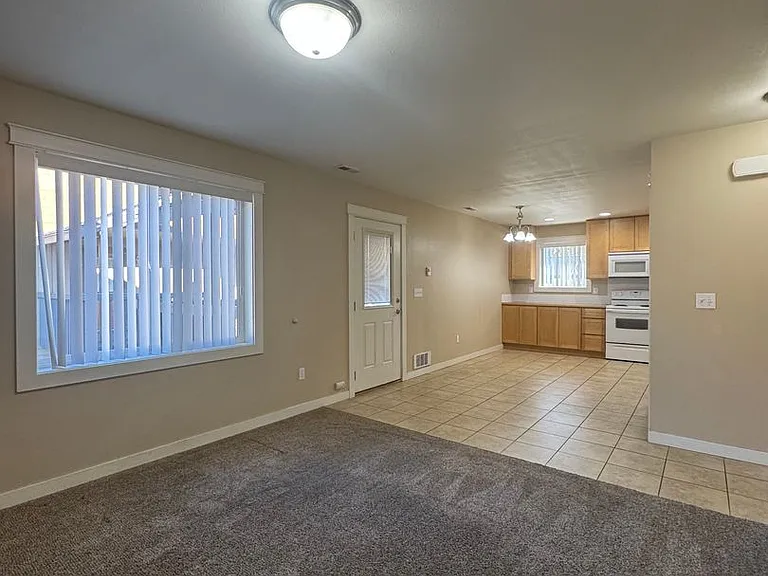 2235 Airport Rd — Photo 7