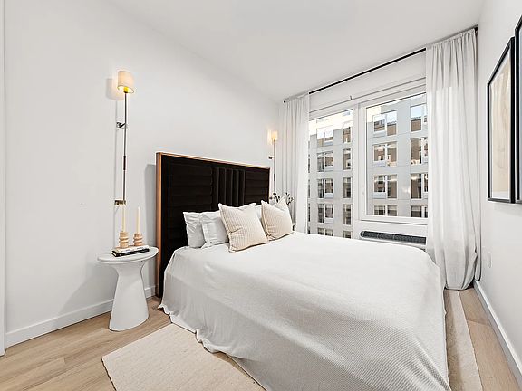 4th image of 540 Atlantic Ave #414