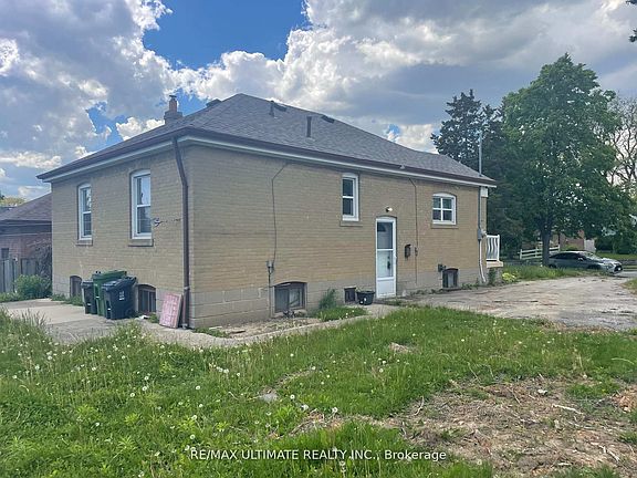 5th image of 11 Flamingo Cres