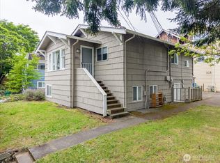 7945 9th Avenue SW, Seattle, WA 98106