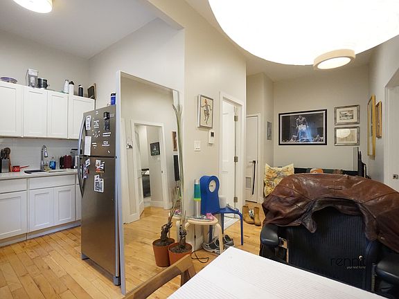 2nd image of 338 Clifton Pl #2L