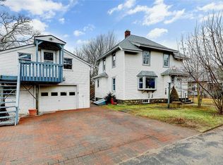 77 Columbia Heights Rd, Charlestown, RI 02813