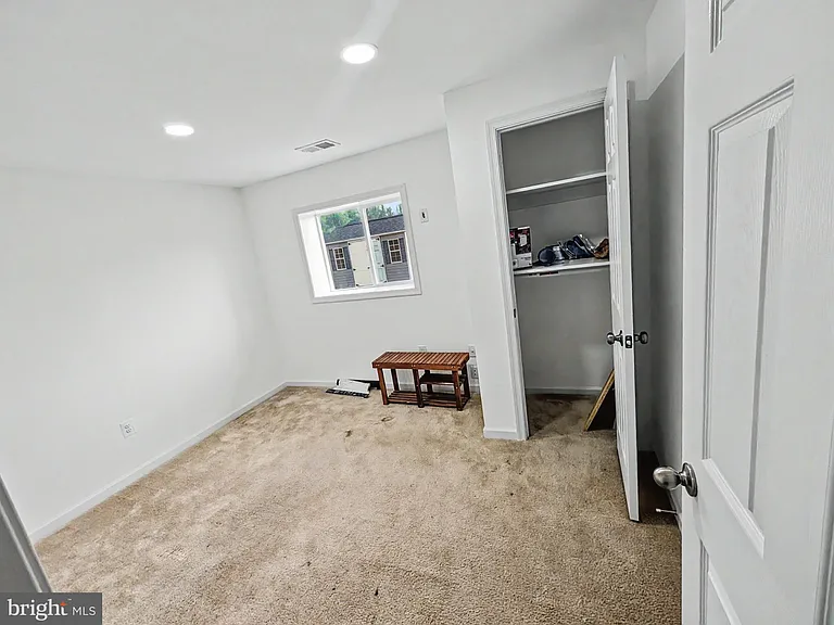 6515 Langbrooke Ct — Photo 3