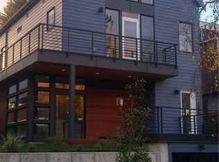 627 34th Ave, Seattle, WA 98122