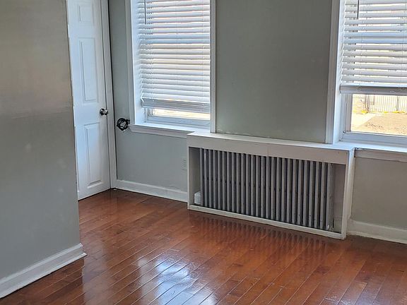 5th image of 820 Washington Ave Floor 2