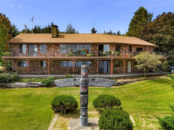 2824 N Nugent Road, Lummi Island, WA 98262