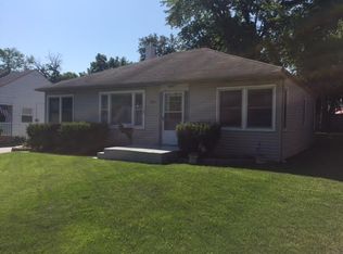 1043 Grandview Ave, Lockport, IL 60441