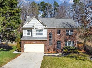 100 Melrose Ct, Fort Mill, SC 29715
