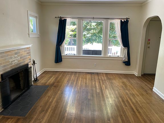 Living room, hardwood floors.