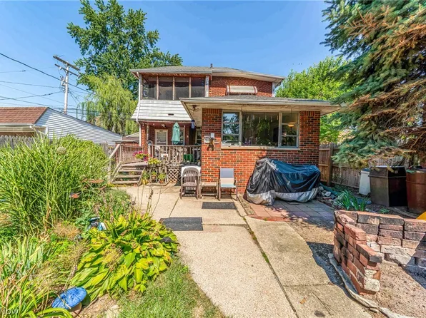 3387 W 125th St, Cleveland, OH 44111