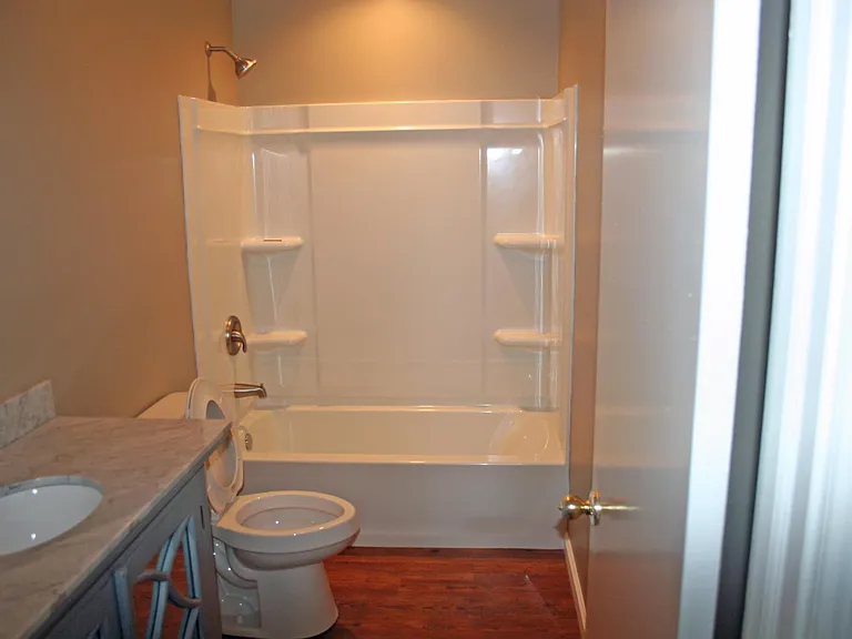 84 Hayes St — Photo 3