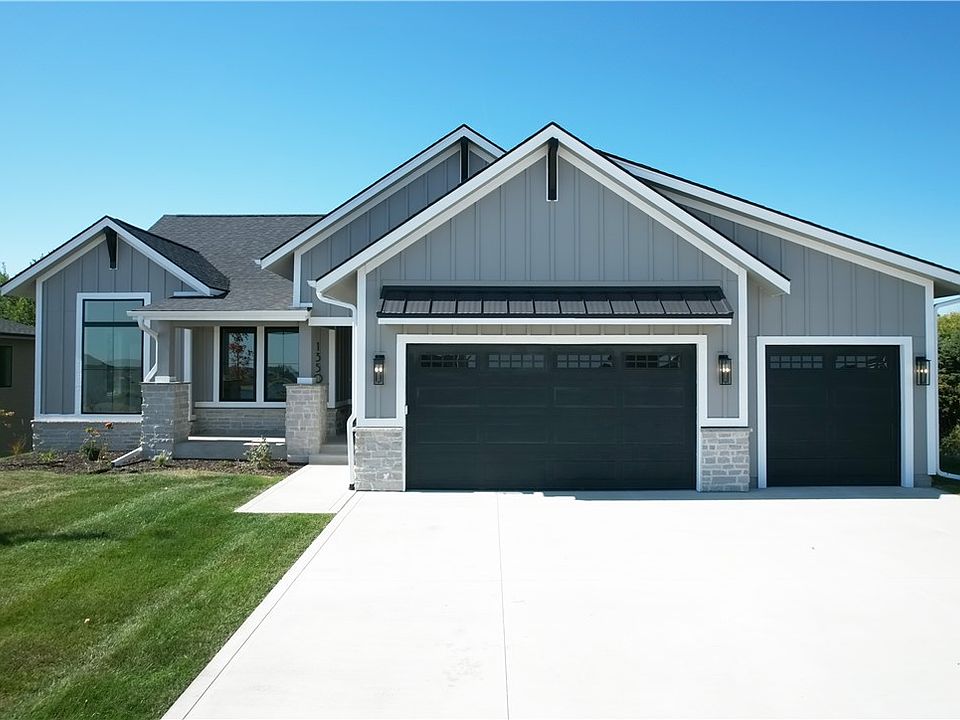 1st image of 1350 NW Alderleaf Dr