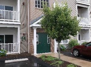 92 Mill St APT 202, Woonsocket, RI 02895