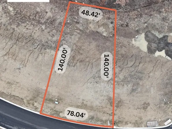 12686 Creekside Dr, Cedar Lake, IN 46303