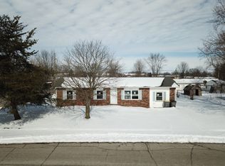 803 Holiday Dr, Seymour, IN 47274