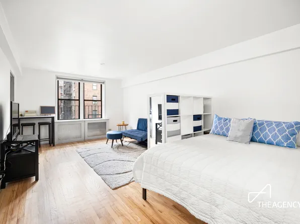 342 East 53rd Street image 1 of 5