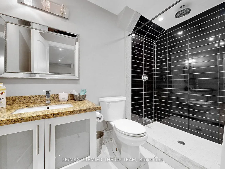60 Chesney Cres — Photo 37