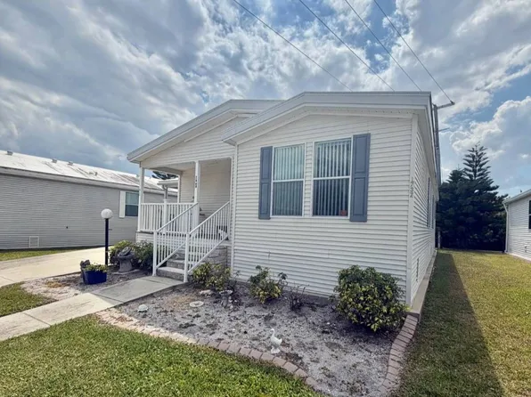 5604 Whistling Tree Ln, Bradenton, FL 34203