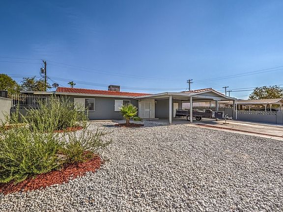 4th image of 4040 Placita Ave