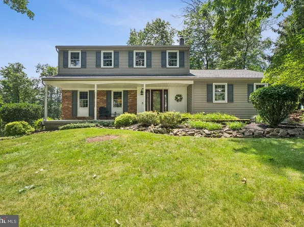 341 S Balderston Dr, Exton, PA 19341