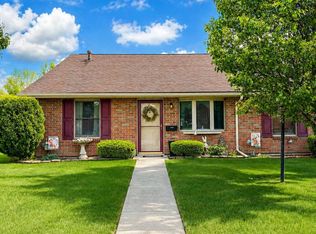 4250 Midfield St, Springfield, OH 45503