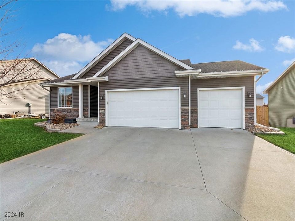 1st image of 311 Tailfeather Dr NW