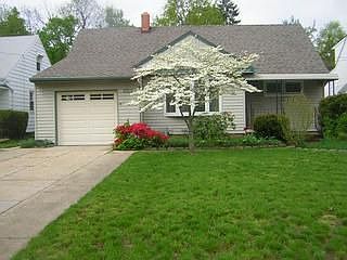 2nd image of 2220 Green Ridge Dr