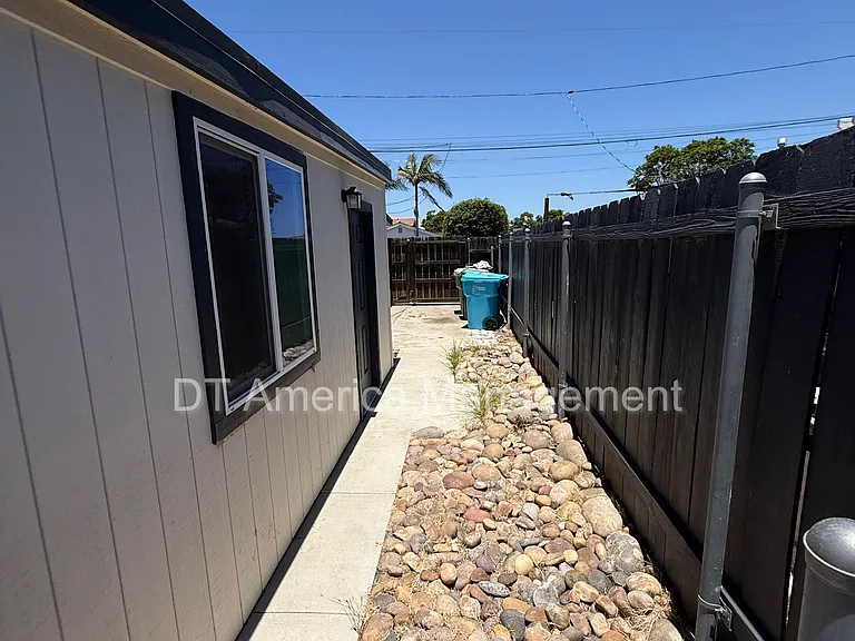 6405 Zena Dr — Photo 13