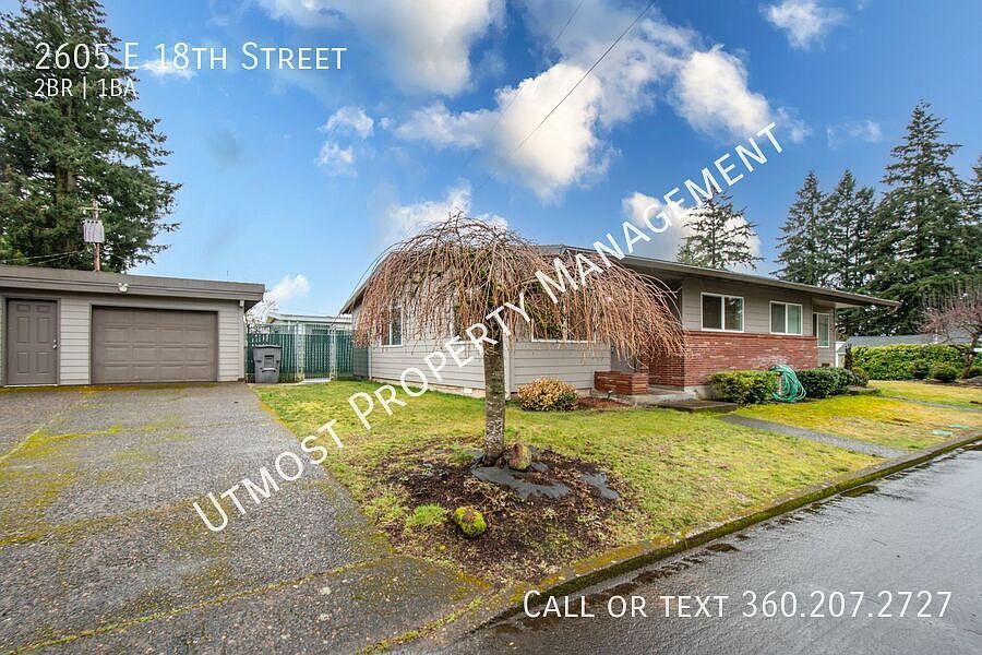 1st image of 2605 E 18th St