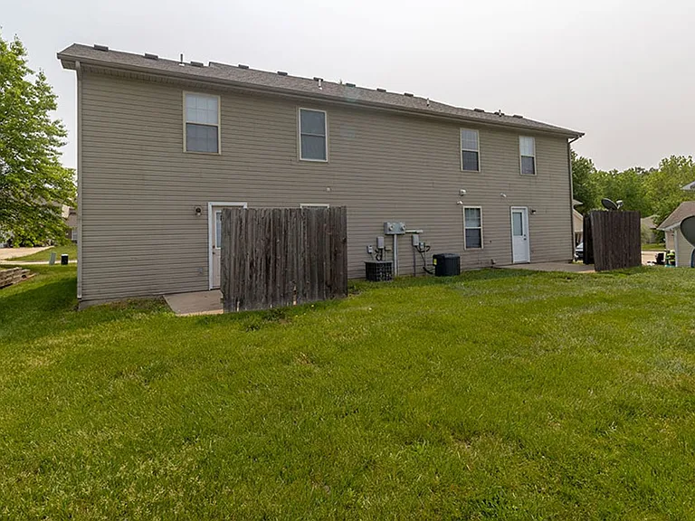 5209-5211 Currituck Ln — Photo 39
