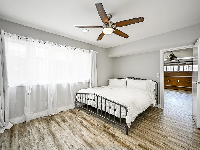 5306 Seashore Dr — Photo 21