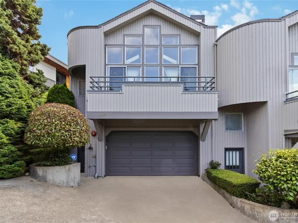 10135 NE 64th Street #A, Kirkland, WA 98033