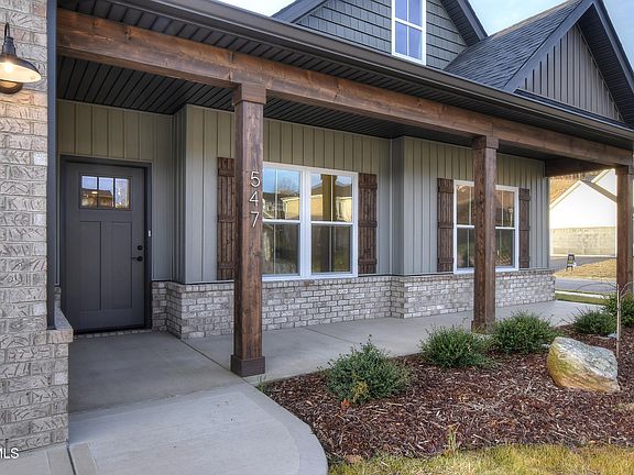 5th image of 547 Catalina Ct