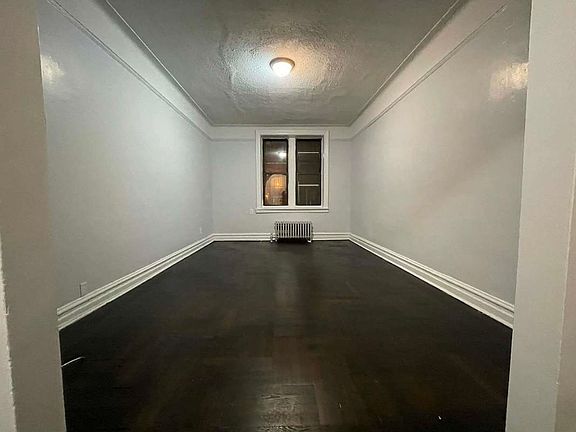 5th image of 2157 Ocean Ave APT 1D